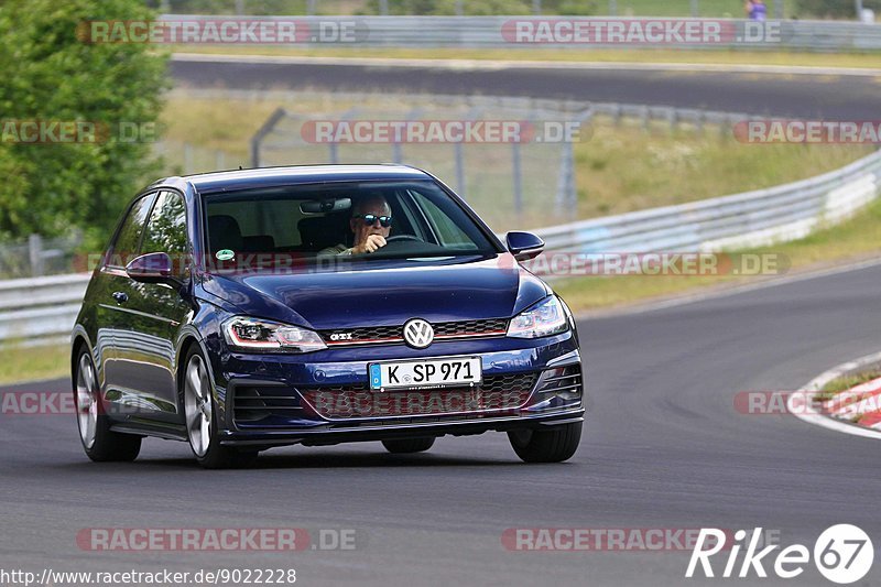 Bild #9022228 - Touristenfahrten Nürburgring Nordschleife (08.06.2020)