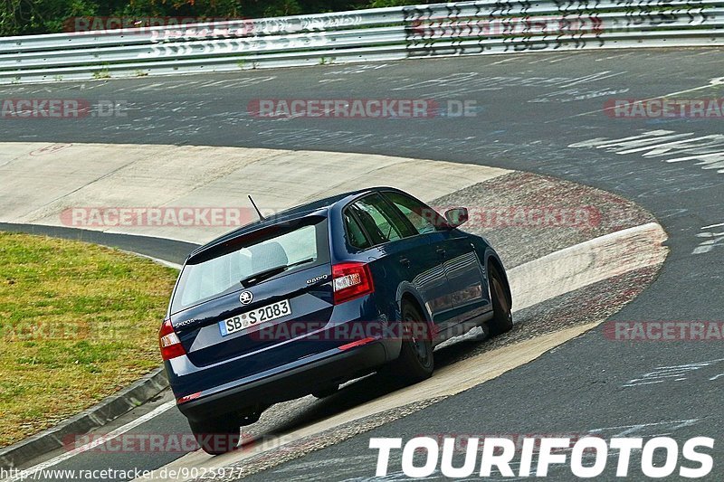 Bild #9025977 - Touristenfahrten Nürburgring Nordschleife (09.06.2020)