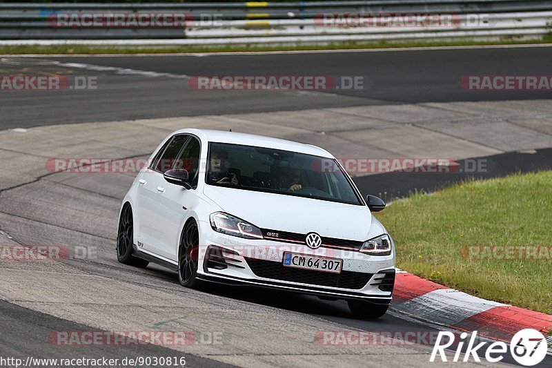 Bild #9030816 - Touristenfahrten Nürburgring Nordschleife (10.06.2020)