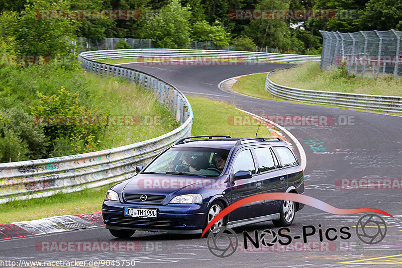 Bild #9045750 - Touristenfahrten Nürburgring Nordschleife (11.06.2020)