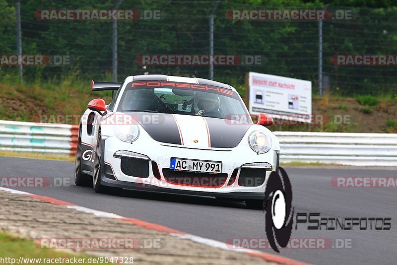 Bild #9047328 - Touristenfahrten Nürburgring Nordschleife (11.06.2020)