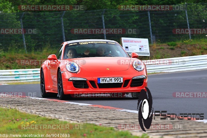 Bild #9047693 - Touristenfahrten Nürburgring Nordschleife (11.06.2020)