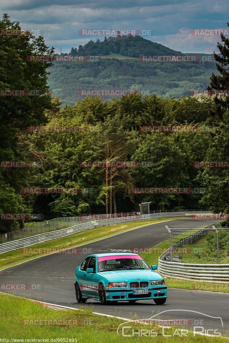 Bild #9052895 - Touristenfahrten Nürburgring Nordschleife (11.06.2020)