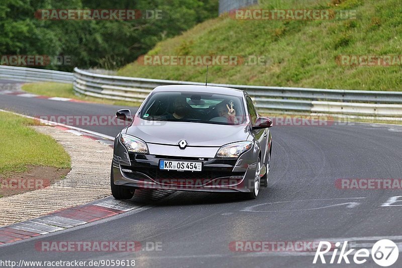 Bild #9059618 - Touristenfahrten Nürburgring Nordschleife (11.06.2020)