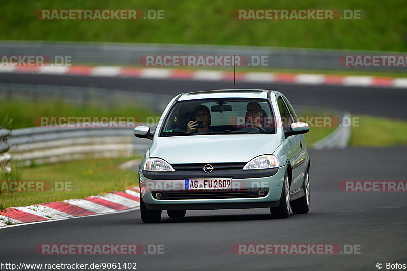 Bild #9061402 - Touristenfahrten Nürburgring Nordschleife (11.06.2020)