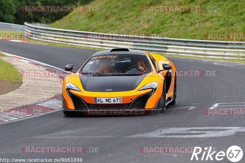 Bild #9061898 - Touristenfahrten Nürburgring Nordschleife (11.06.2020)