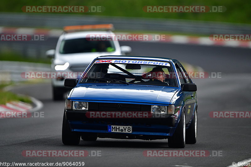 Bild #9064059 - Touristenfahrten Nürburgring Nordschleife (11.06.2020)