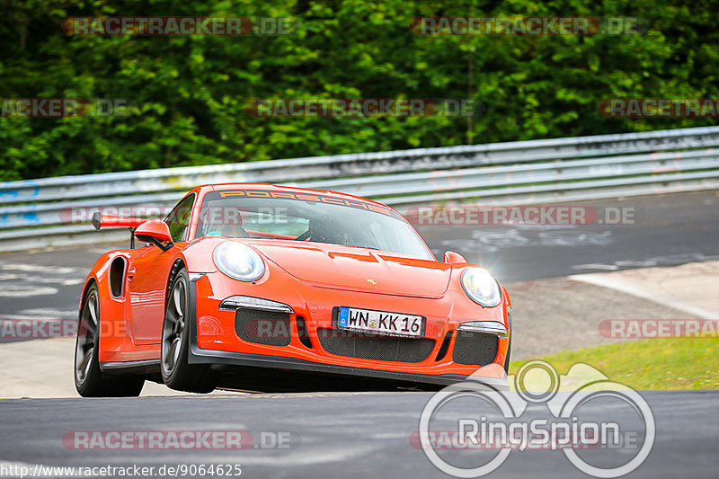 Bild #9064625 - Touristenfahrten Nürburgring Nordschleife (11.06.2020)