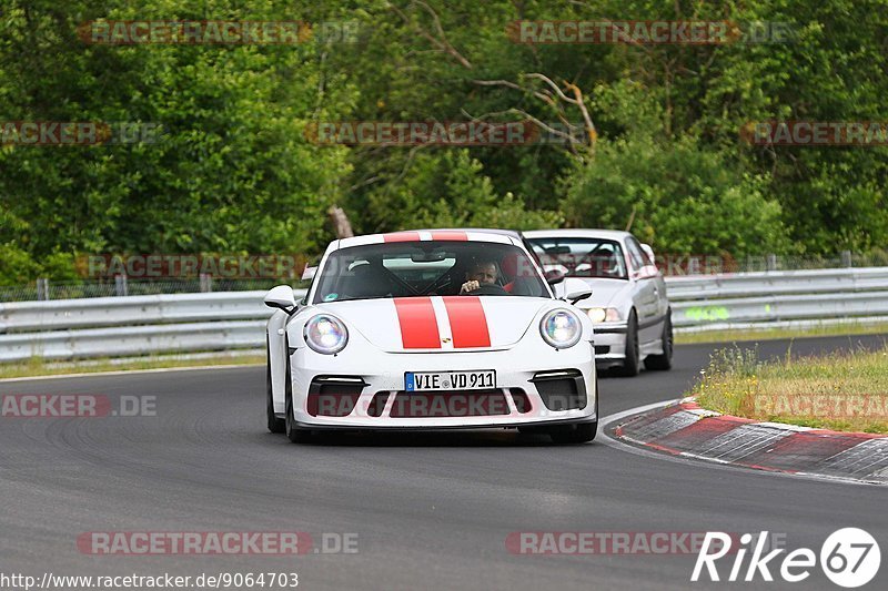 Bild #9064703 - Touristenfahrten Nürburgring Nordschleife (11.06.2020)