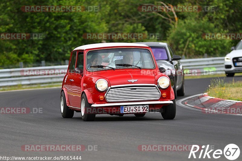 Bild #9065444 - Touristenfahrten Nürburgring Nordschleife (11.06.2020)