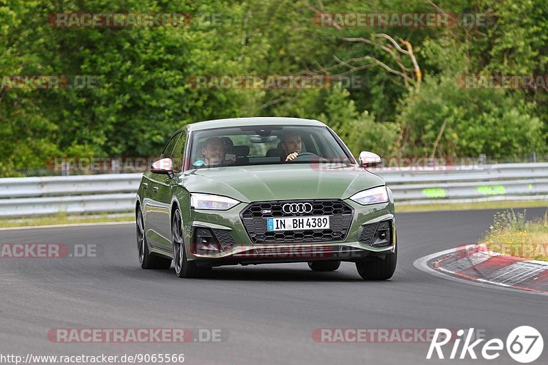 Bild #9065566 - Touristenfahrten Nürburgring Nordschleife (11.06.2020)