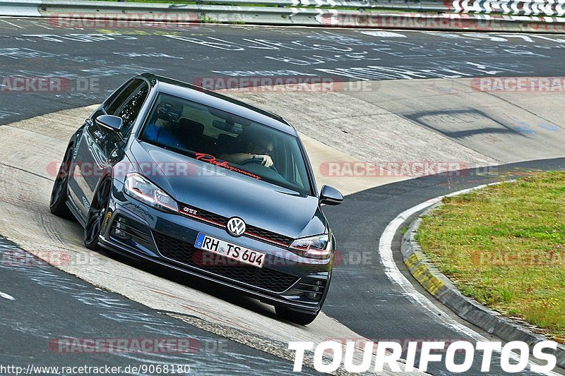 Bild #9068180 - Touristenfahrten Nürburgring Nordschleife (11.06.2020)