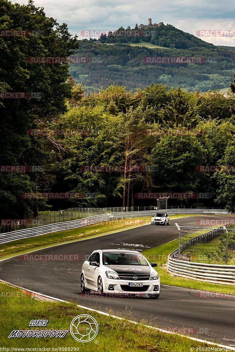 Bild #9068290 - Touristenfahrten Nürburgring Nordschleife (11.06.2020)