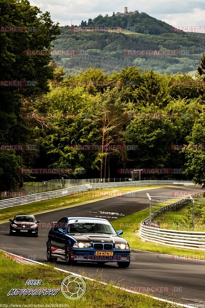 Bild #9068690 - Touristenfahrten Nürburgring Nordschleife (11.06.2020)