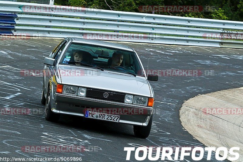 Bild #9069896 - Touristenfahrten Nürburgring Nordschleife (11.06.2020)