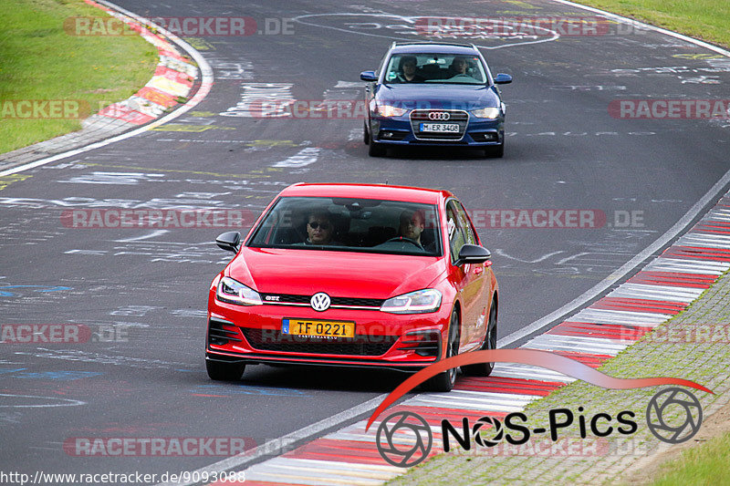 Bild #9093088 - Touristenfahrten Nürburgring Nordschleife (13.06.2020)