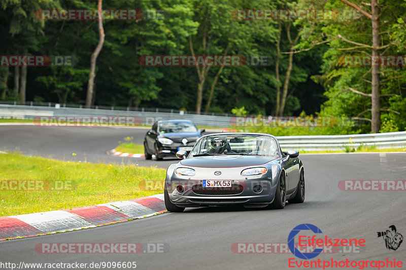 Bild #9096605 - Touristenfahrten Nürburgring Nordschleife (13.06.2020)