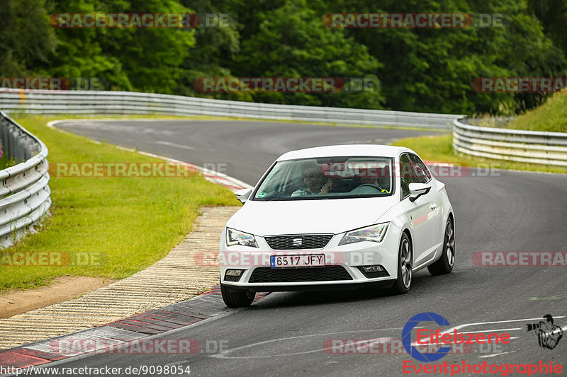 Bild #9098054 - Touristenfahrten Nürburgring Nordschleife (13.06.2020)