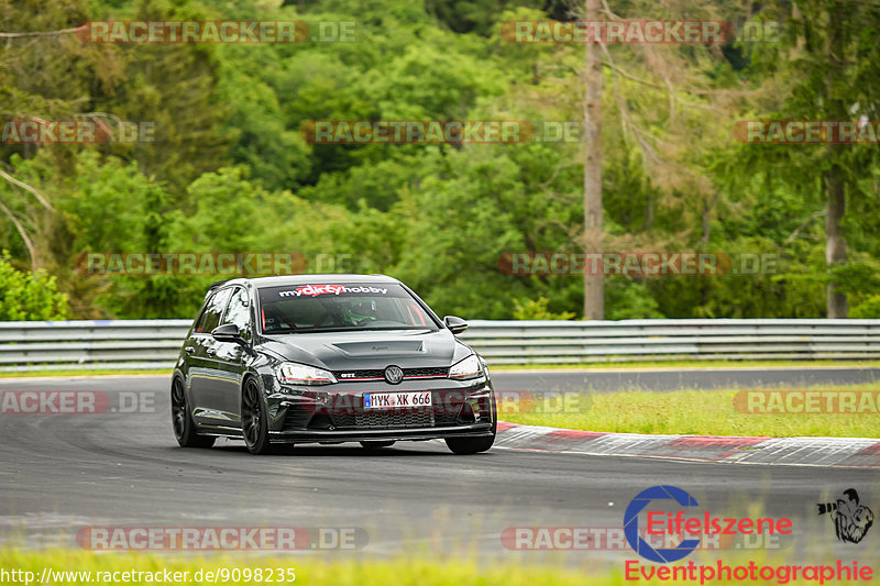 Bild #9098235 - Touristenfahrten Nürburgring Nordschleife (13.06.2020)