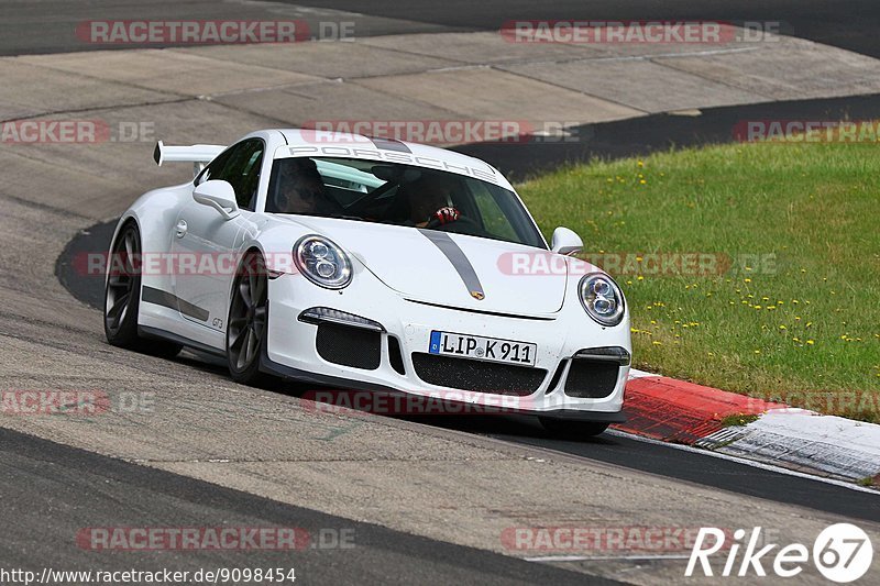 Bild #9098454 - Touristenfahrten Nürburgring Nordschleife (13.06.2020)