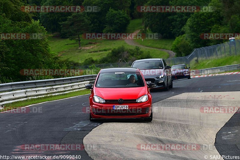 Bild #9099840 - Touristenfahrten Nürburgring Nordschleife (13.06.2020)