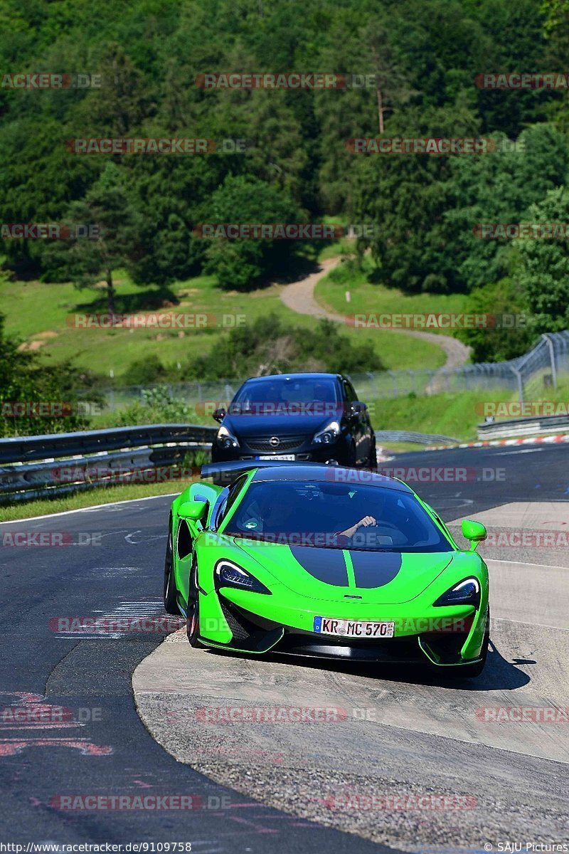 Bild #9109758 - Touristenfahrten Nürburgring Nordschleife (13.06.2020)