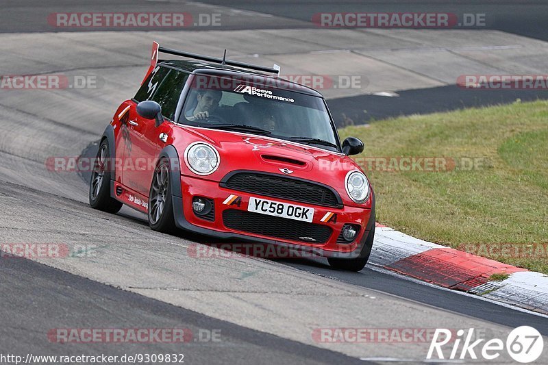 Bild #9309832 - Touristenfahrten Nürburgring Nordschleife (28.06.2020)