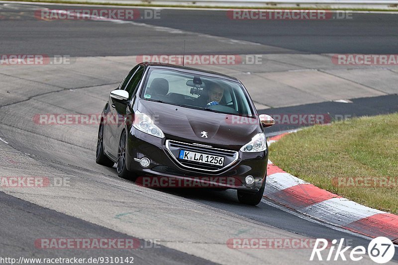 Bild #9310142 - Touristenfahrten Nürburgring Nordschleife (28.06.2020)