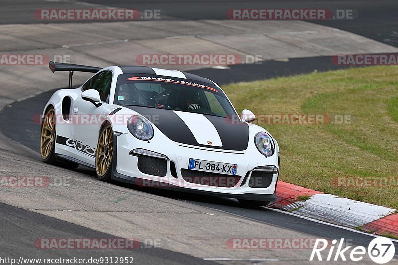 Bild #9312952 - Touristenfahrten Nürburgring Nordschleife (28.06.2020)