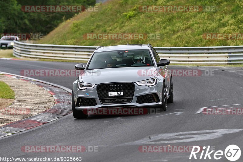 Bild #9325663 - Touristenfahrten Nürburgring Nordschleife (28.06.2020)