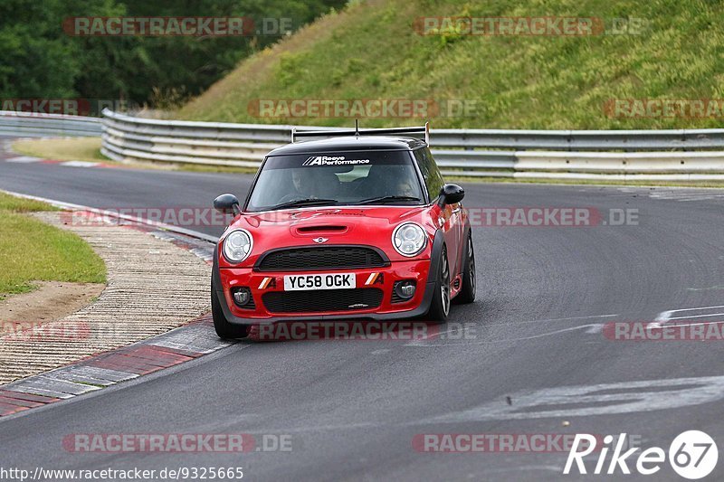 Bild #9325665 - Touristenfahrten Nürburgring Nordschleife (28.06.2020)