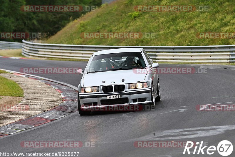 Bild #9325677 - Touristenfahrten Nürburgring Nordschleife (28.06.2020)