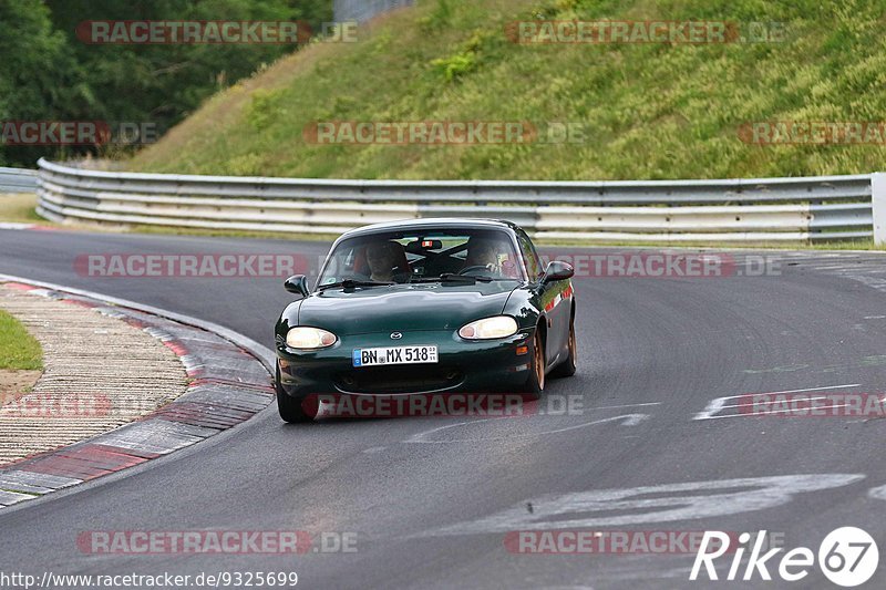 Bild #9325699 - Touristenfahrten Nürburgring Nordschleife (28.06.2020)