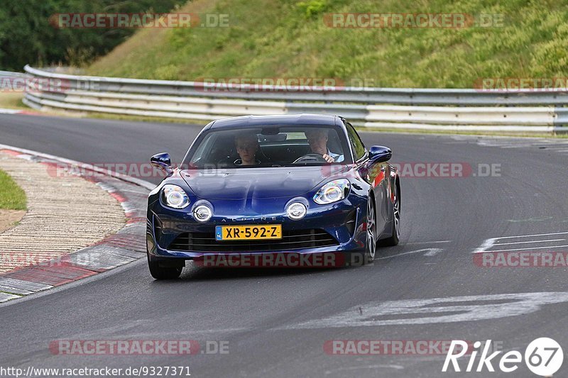 Bild #9327371 - Touristenfahrten Nürburgring Nordschleife (28.06.2020)