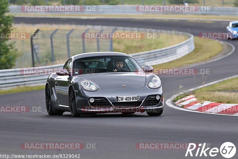 Bild #9329042 - Touristenfahrten Nürburgring Nordschleife (28.06.2020)