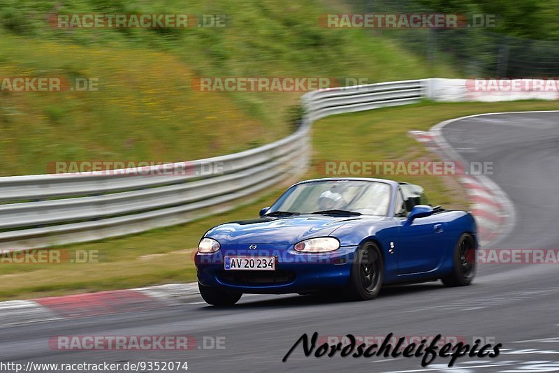 Bild #9352074 - Touristenfahrten Nürburgring Nordschleife (30.06.2020)