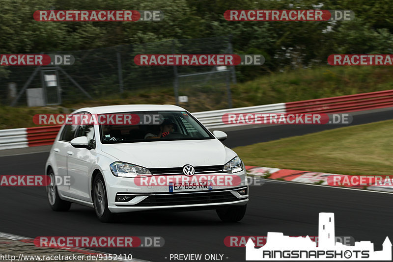 Bild #9352410 - Touristenfahrten Nürburgring Nordschleife (30.06.2020)