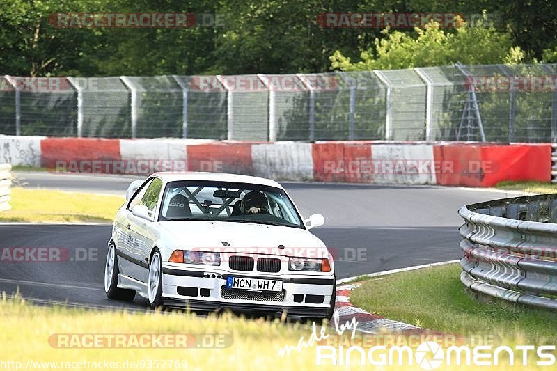 Bild #9352769 - Touristenfahrten Nürburgring Nordschleife (30.06.2020)