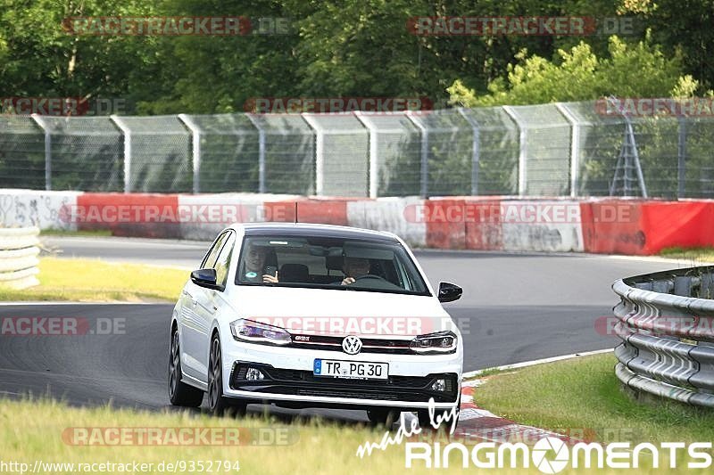 Bild #9352794 - Touristenfahrten Nürburgring Nordschleife (30.06.2020)