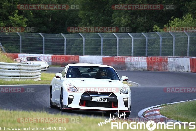 Bild #9352825 - Touristenfahrten Nürburgring Nordschleife (30.06.2020)