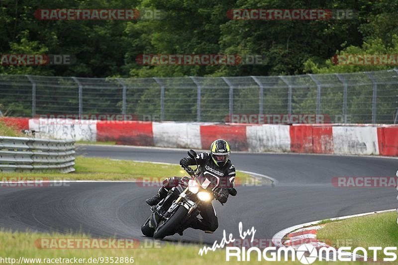 Bild #9352886 - Touristenfahrten Nürburgring Nordschleife (30.06.2020)