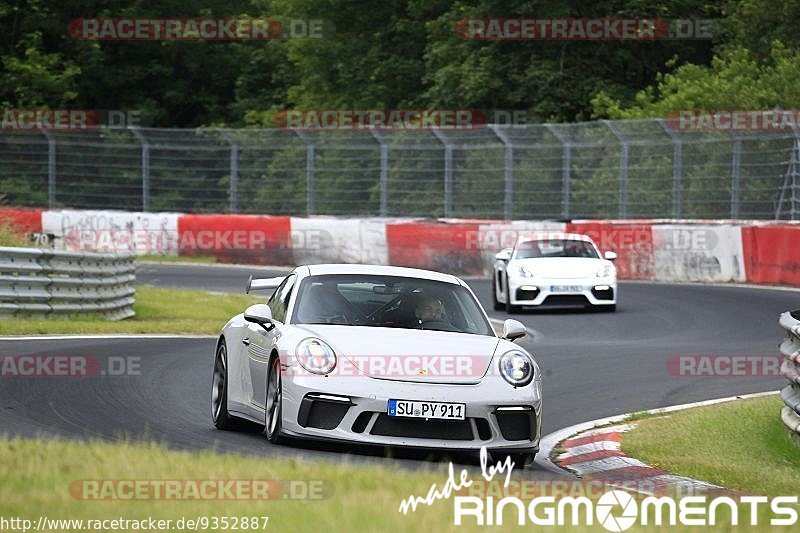 Bild #9352887 - Touristenfahrten Nürburgring Nordschleife (30.06.2020)