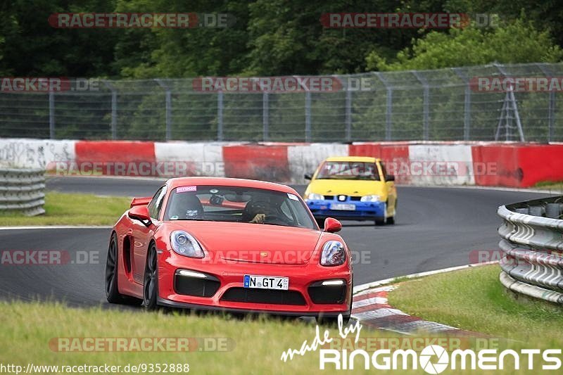 Bild #9352888 - Touristenfahrten Nürburgring Nordschleife (30.06.2020)