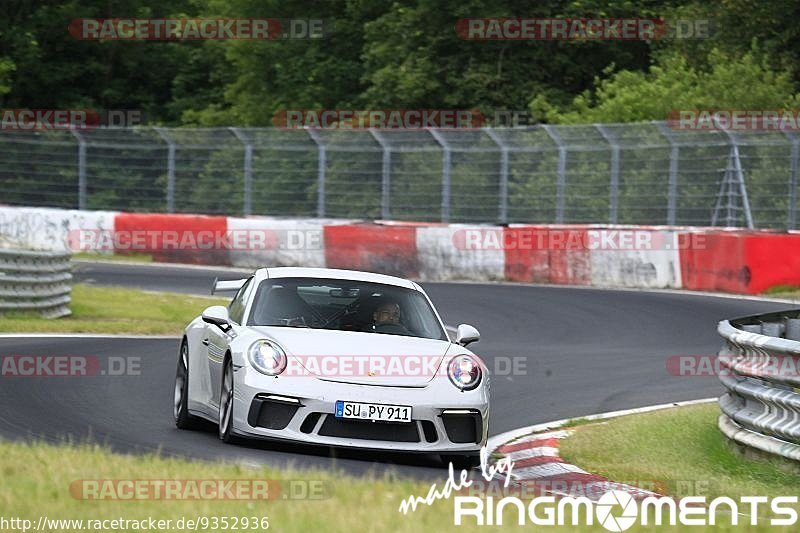 Bild #9352936 - Touristenfahrten Nürburgring Nordschleife (30.06.2020)