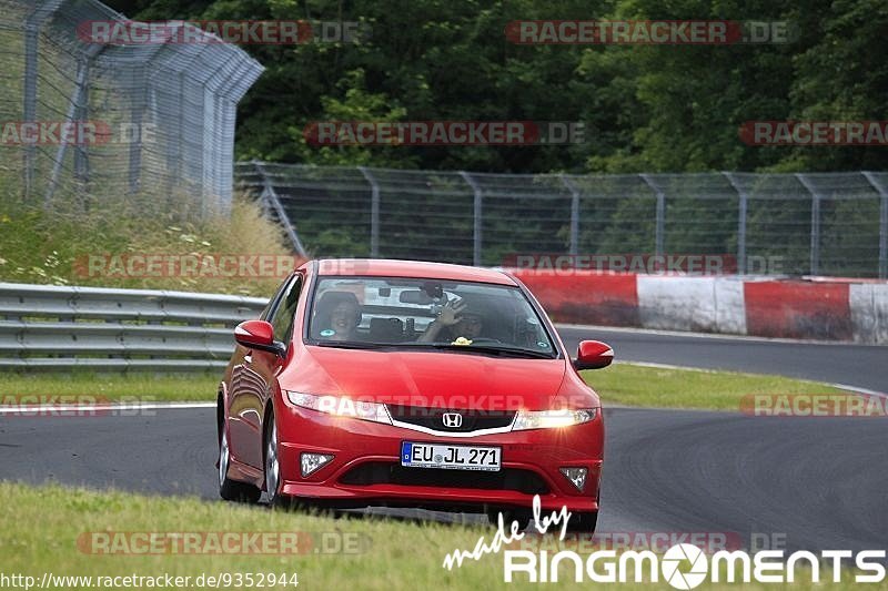 Bild #9352944 - Touristenfahrten Nürburgring Nordschleife (30.06.2020)