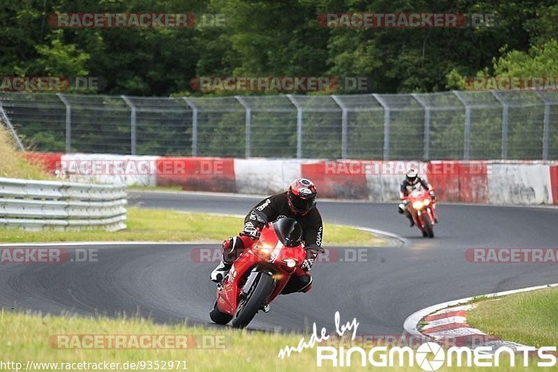 Bild #9352971 - Touristenfahrten Nürburgring Nordschleife (30.06.2020)