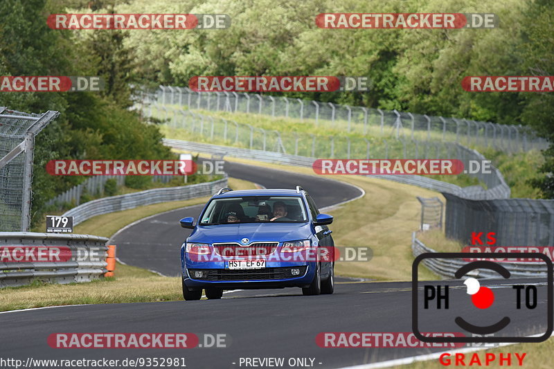 Bild #9352981 - Touristenfahrten Nürburgring Nordschleife (30.06.2020)