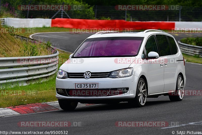 Bild #9500532 - Touristenfahrten Nürburgring Nordschleife (15.07.2020)