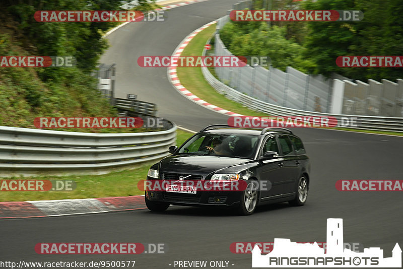 Bild #9500577 - Touristenfahrten Nürburgring Nordschleife (15.07.2020)