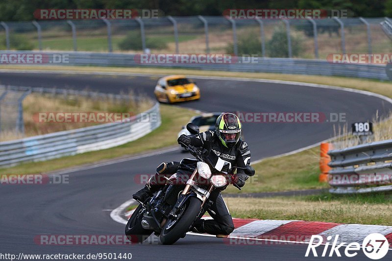 Bild #9501440 - Touristenfahrten Nürburgring Nordschleife (15.07.2020)